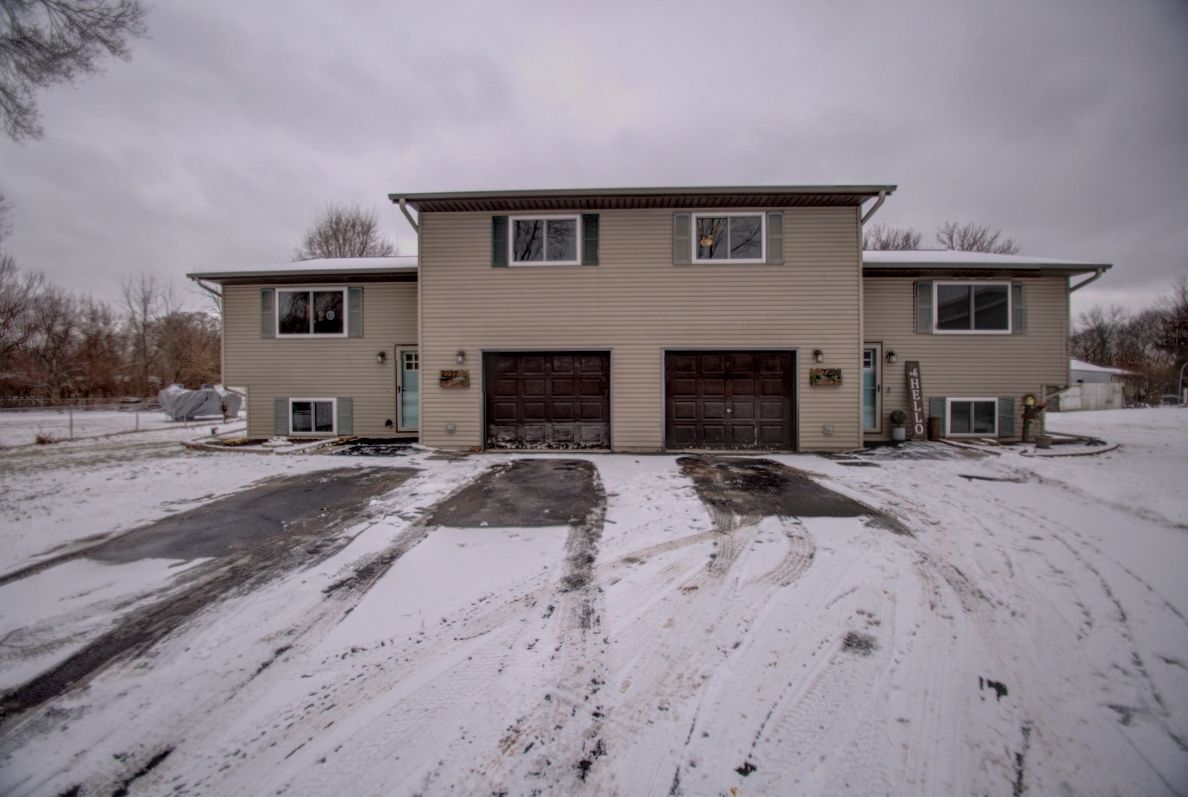 Holmen Home, WI Real Estate Listing